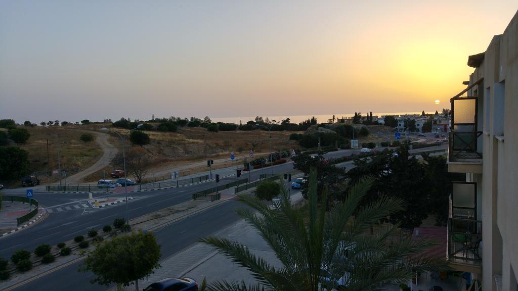 Adonis Apartment Πάφος Εξωτερικό φωτογραφία